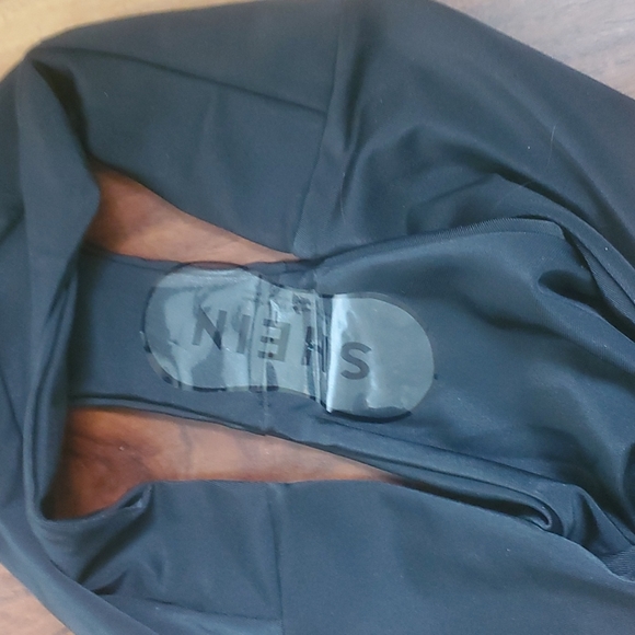 Bikino bottoms size medium - Picture 4 of 6